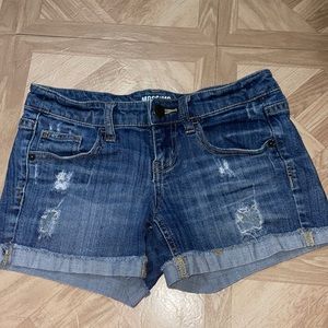 Low rise denim shorts